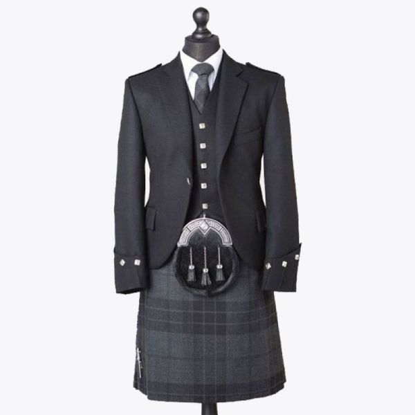 Stylish Scottish Argyll Jacket Kilt Outfit
